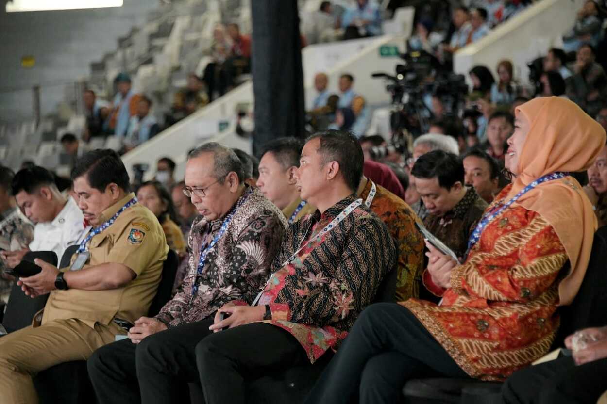 Bey Hadiri Peringatan Hari Antikorupsi Sedunia