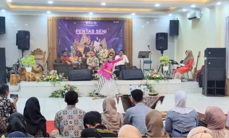 Disporaparbud Kabupaten Purwakarta Pentas Seni