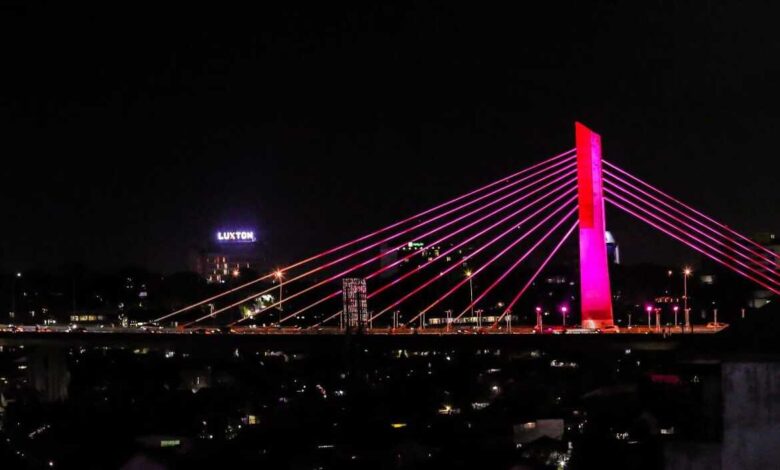 Jembatan Pasupati Kota Bandung Hadirkan Kembang Api Virtual