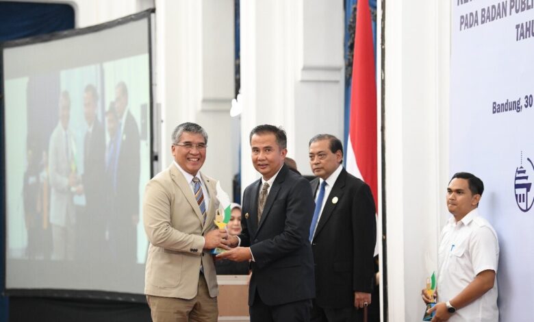Pemerintah Kota Cimahi Raih Penghargaan Pemda Informatif