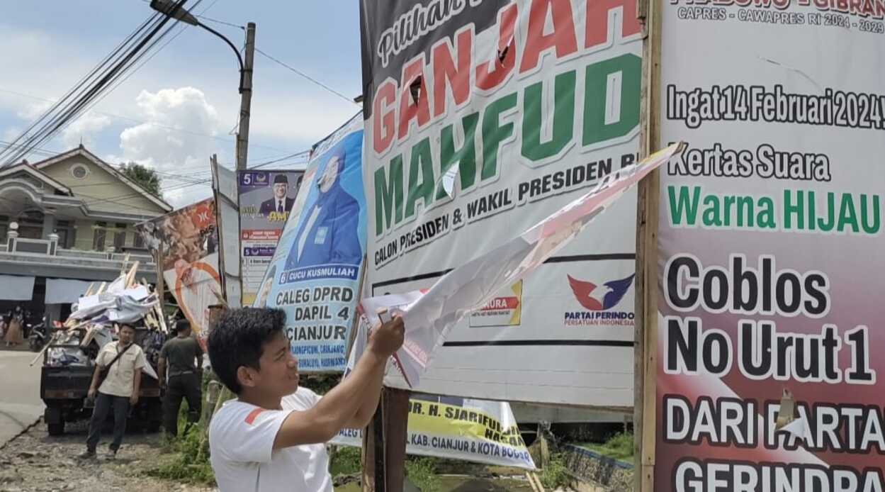 Alat Peraga Kampanye di Cianjur Ditertibkan Aparat