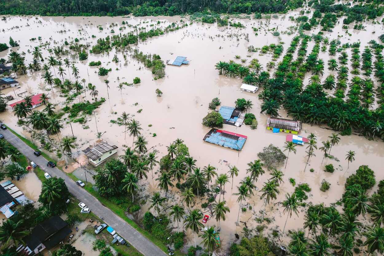 BPBD Jabar Bergerak Evakuasi Korban Banjir Karawang