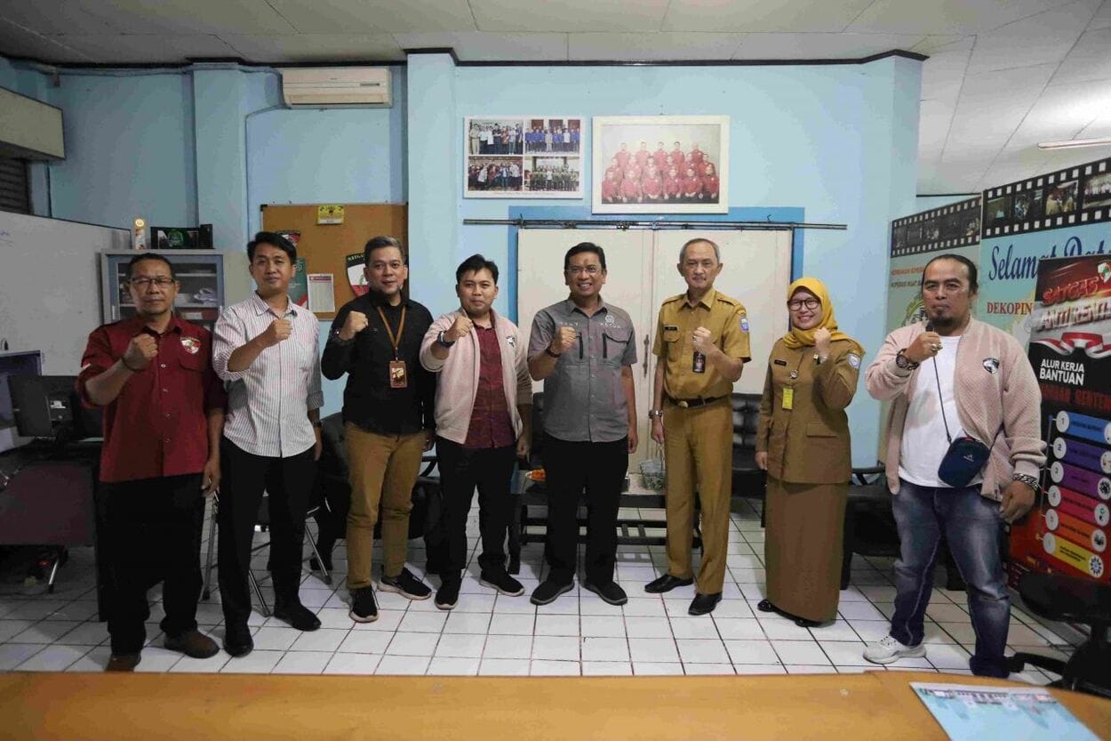 Ketua DPRD Kota Bandung Sambangi Satgas Anti Rentenir
