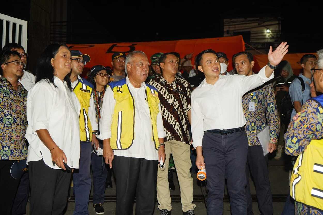 Wahyu Mijaya Dampingi Basuki Hadimuljono Tinjau SMAN 1 Sumedang