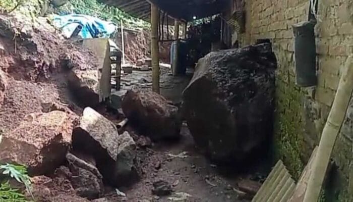 1 Rumah di Ngawi Jatim Tertimpa Batu Longsoran
