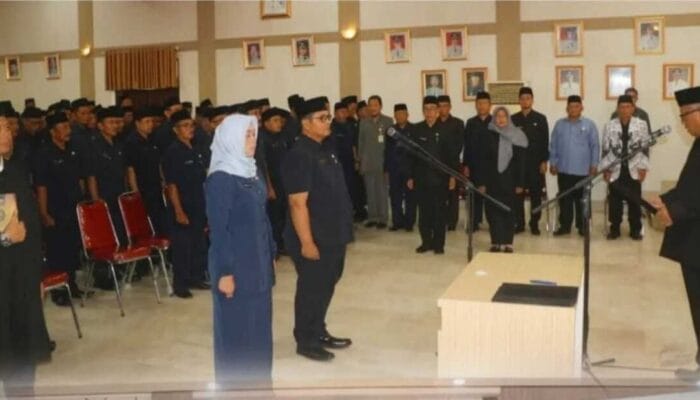 330 Kepala Sekolah di Kabupaten Sukabumi Diambil Sumpah