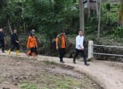 Bey Machmudin Tinjau Lokasi Longsor & Banjir di KBB