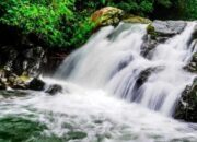 Curug Tilu Kabupaten Purwakarta Suguhkan Pesona Alam