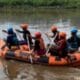 Seorang Pemuda Bunuh Diri Loncat ke Sungai Citarum