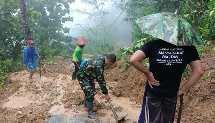 4 Rumah Terdampak Tanah Longsor di Pacitan Jatim