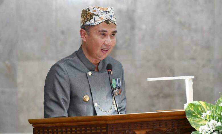 Bey Machmudin Dukung Kemajuan Kabupaten Cirebon