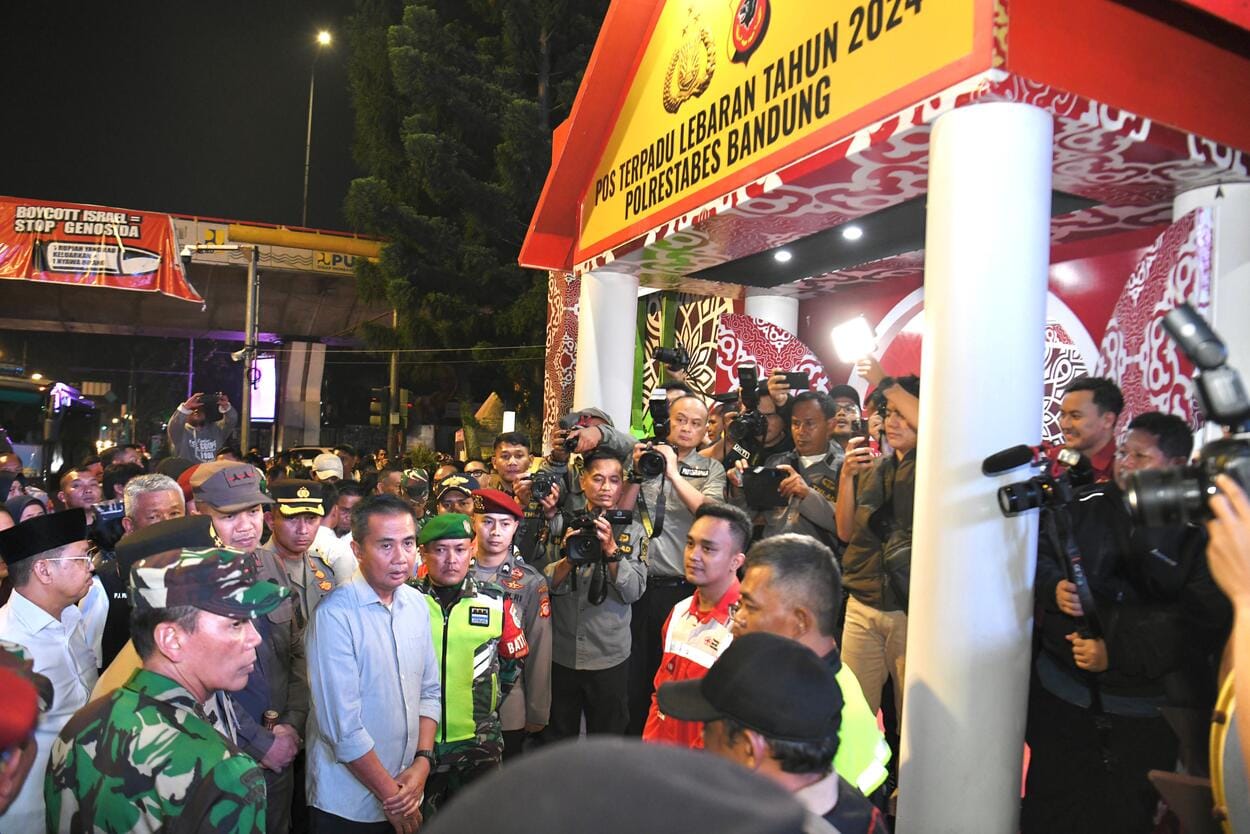 Forkompinda Jabar Pantau Malam Takbir: Kota Bandung Kondusif
