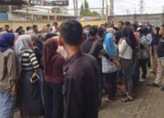 Gaji Dicicil dan THR Tak Dibayar, Ratusan Karyawan di Sukabumi Mogok Kerja