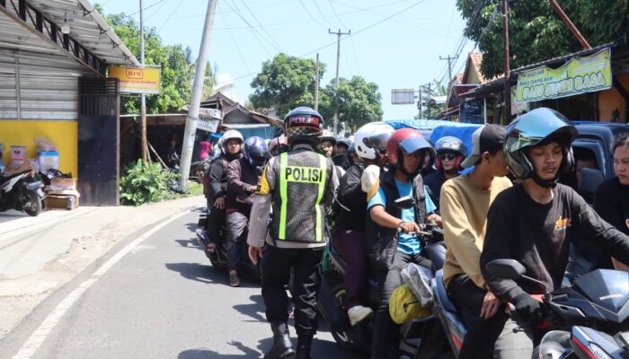 One Way Sepenggal Jurus Polres Sukabumi Urai Kemacetan