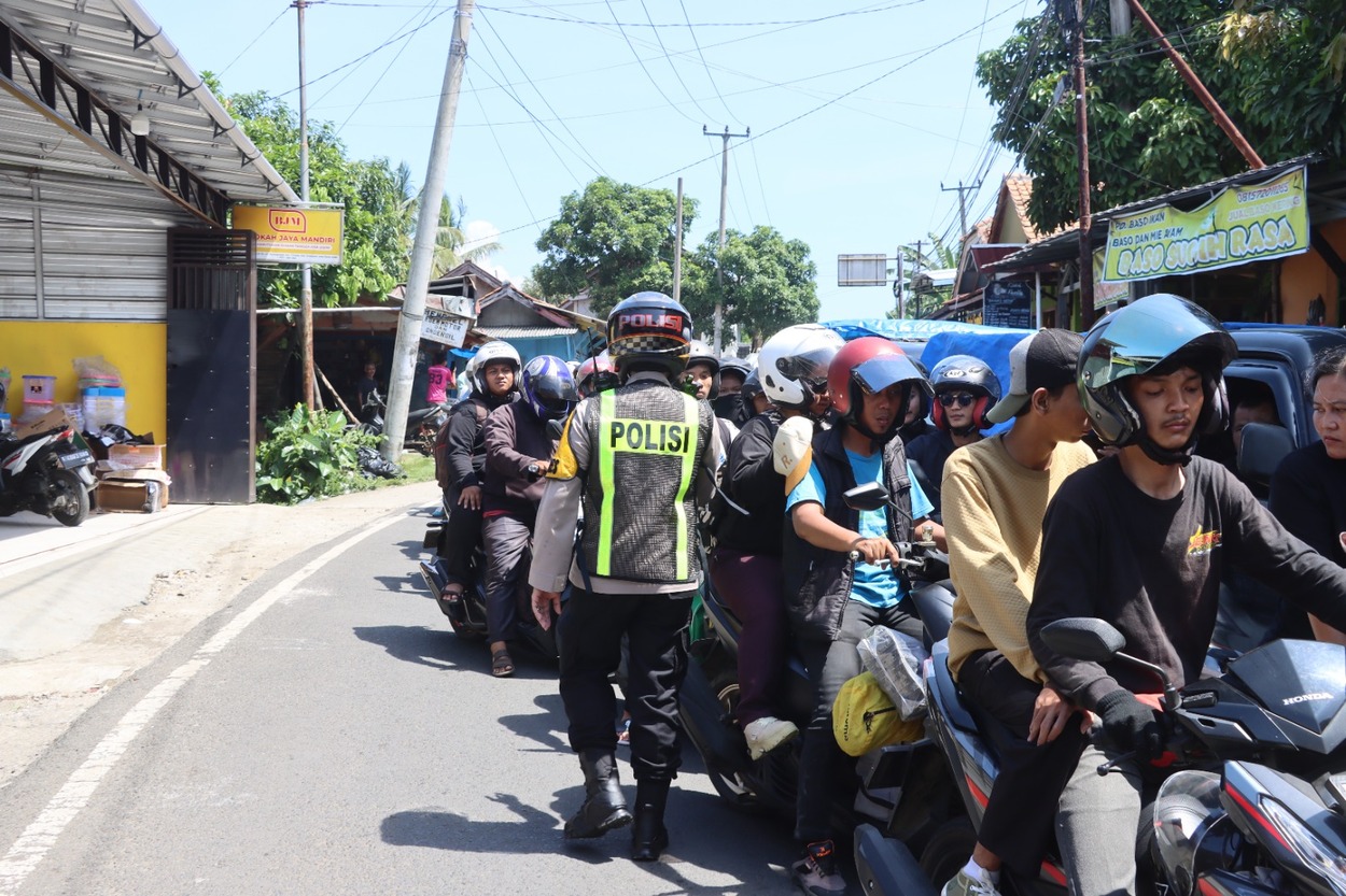 One Way Sepenggal Jurus Jitu Polres Sukabumi Urai Kemacetan