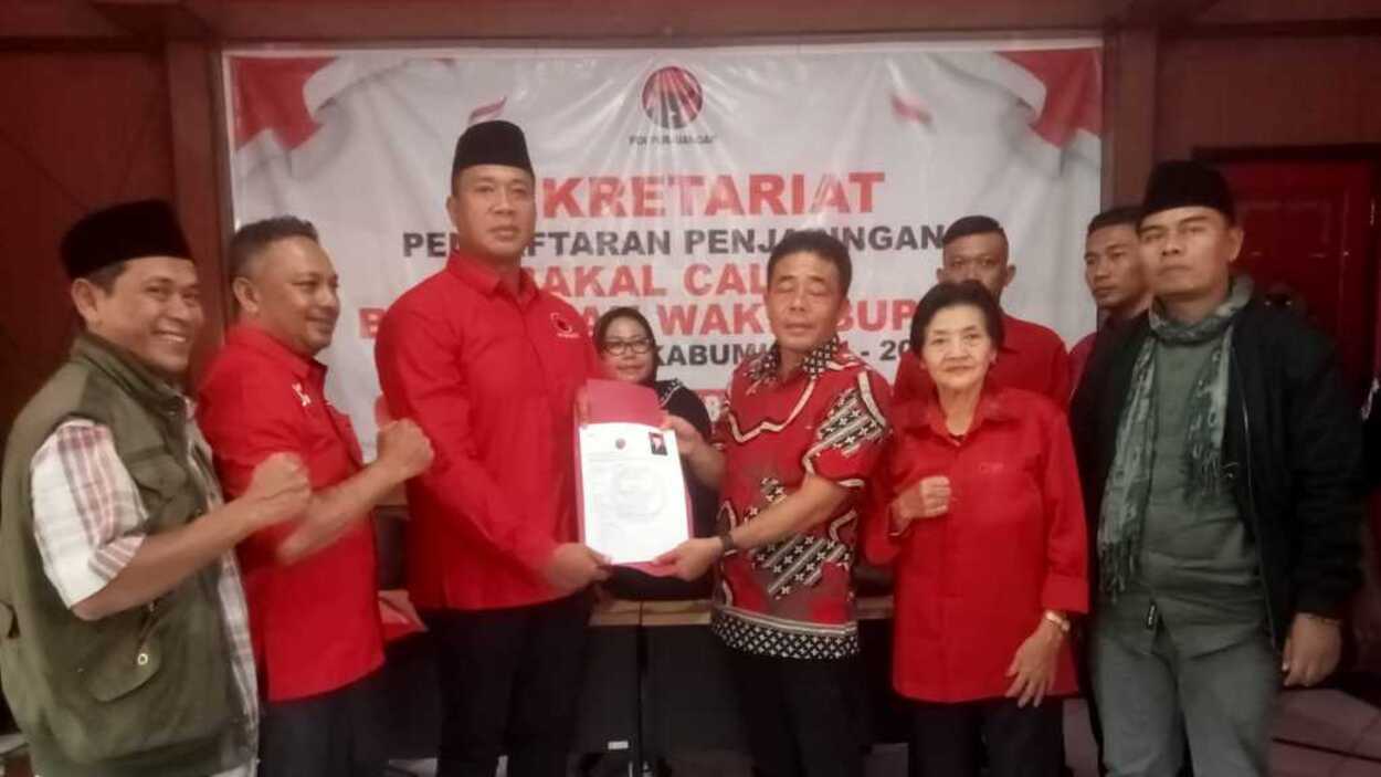 Panitia Desk Pilkada 2024 PDIP Kab. Sukabumi Terima Sirodjudin Jadi Balon Bupati Sukabumi