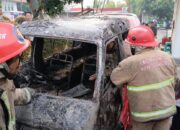 Usai Isi BBM, Mobil Angkot Hangus Terbakar di SPBU Sukabumi