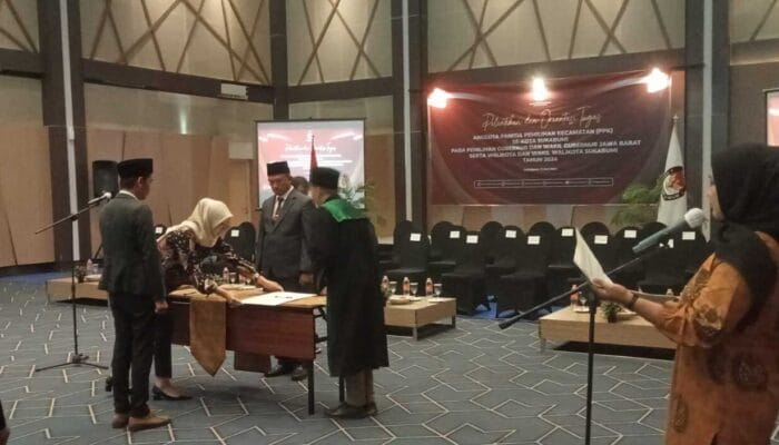 35 PPK Dilantik, Ketua KPU Kota Sukabumi Tekankan Integritas Sebagai Penyelenggara Pemilu