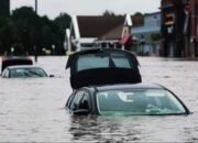 Banjir Bandang di Padang Renggut Puluhan Jiwa & Korban Luka-Luka