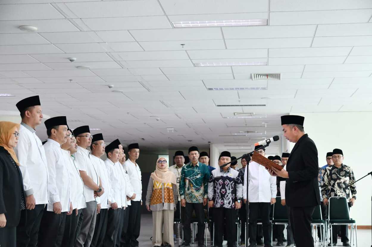 Bey Machmudin Kukuhkan BP4 Jabar 2023-2027