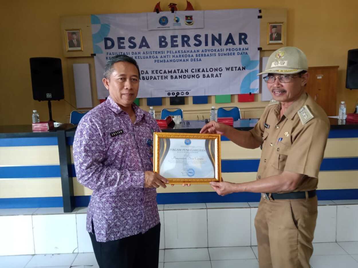 Cipada Cikalongwetan KBB Jadi Desa Bersinar