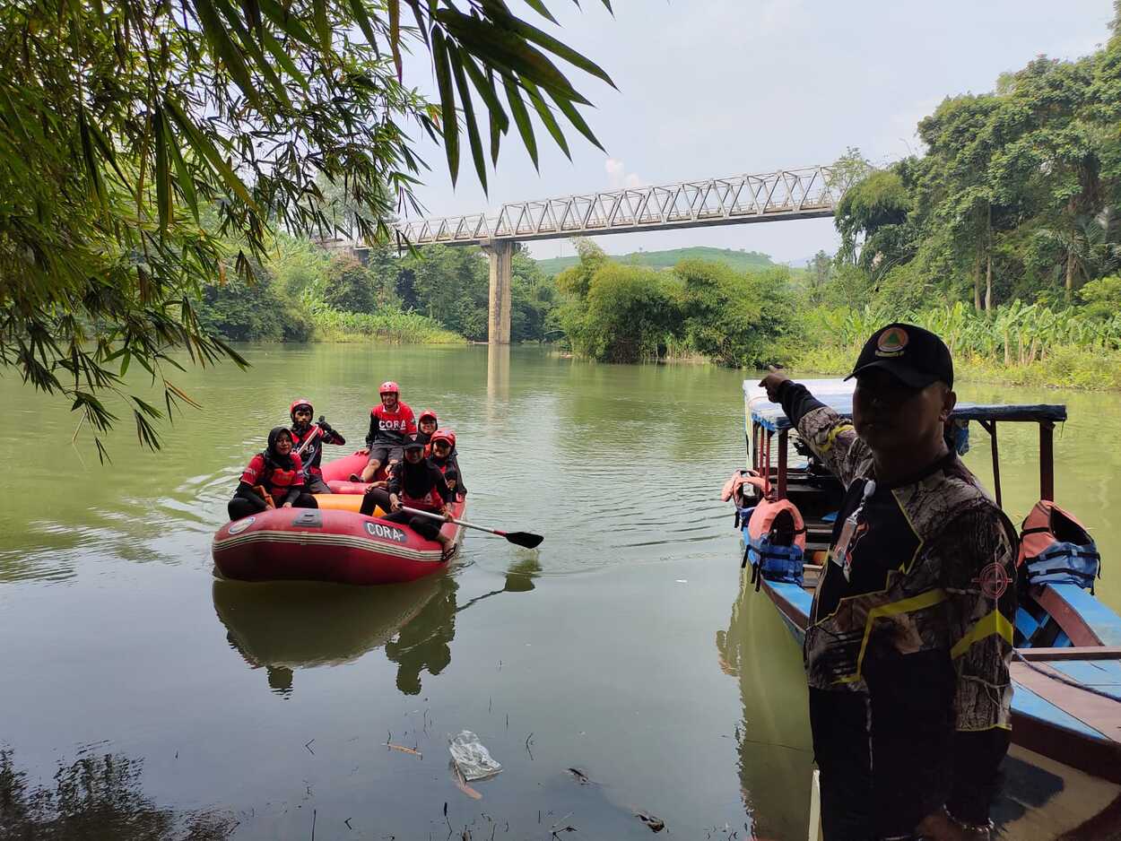 Ipan Karno Diduga Loncat dari Jembatan Citarum