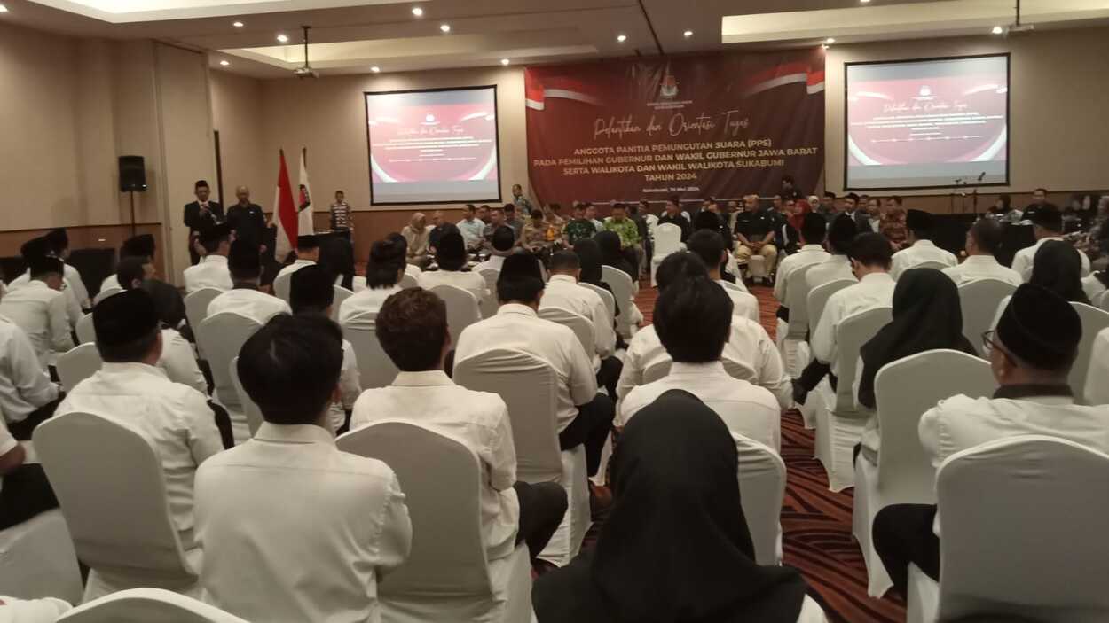 KPU Kota Sukabumi Lantik 99 Anggota PPS Untuk Pilkada Serentak, 4 Diantaranya Berstatus ASN