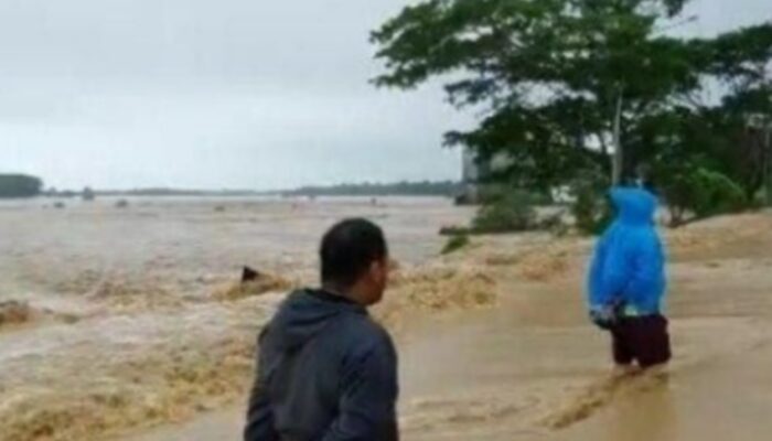 Kabupaten Luwu Diterjang Banjir Bandang, 14 Meninggal