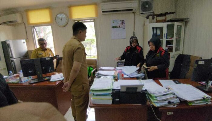 Pemkab Karawang Digeledah Kejati Jabar