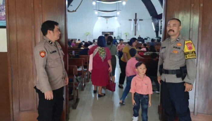 Ratusan Personel Polres Sukabumi Kota Amankan Perayaan Kenaikan Isa Al -Masih di 19 Gereja