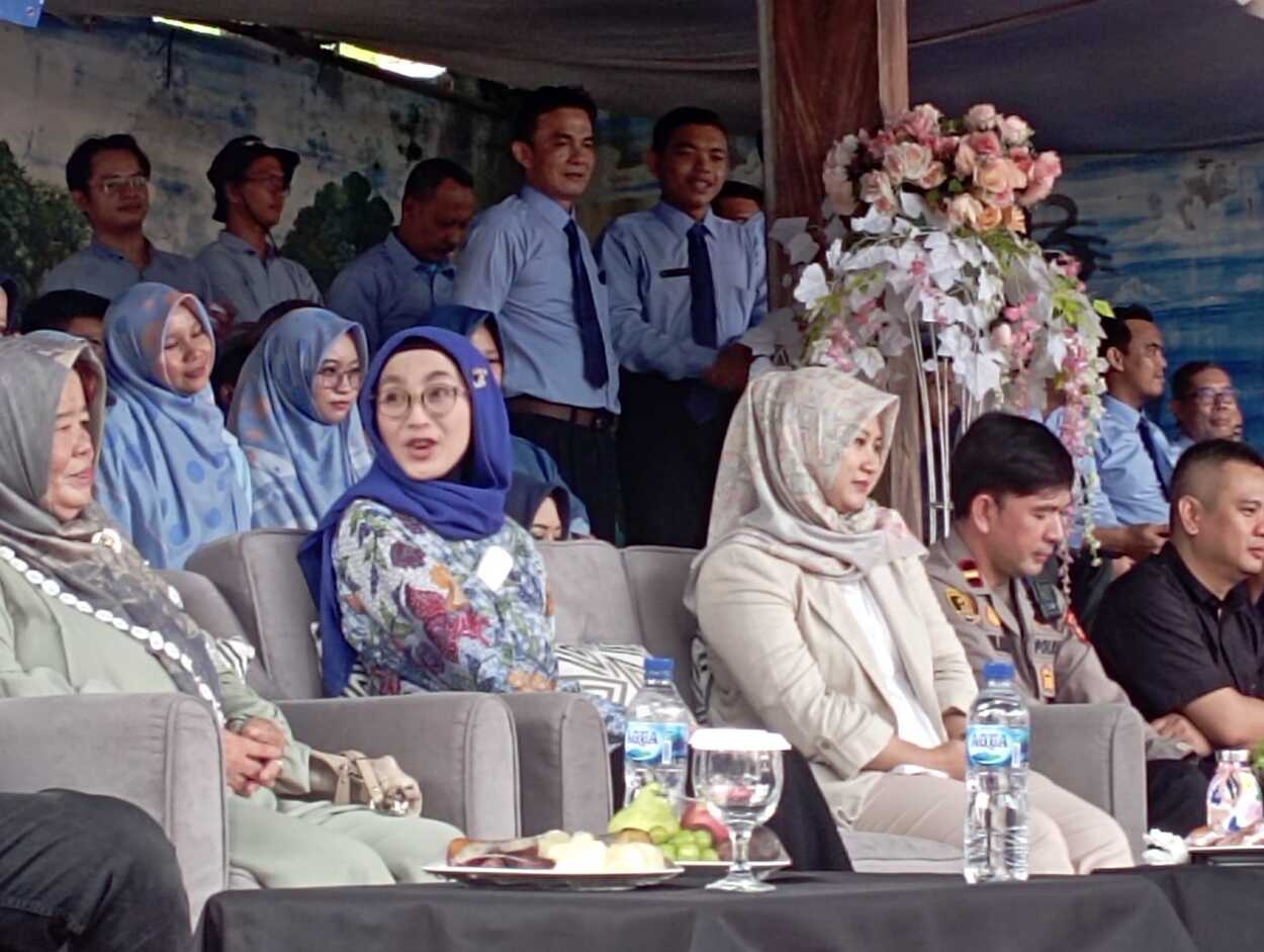 Desy Ratnasari Restui Rastya Mutiarani Zahra Maju di Pergulatan Pilkada Sukabumi