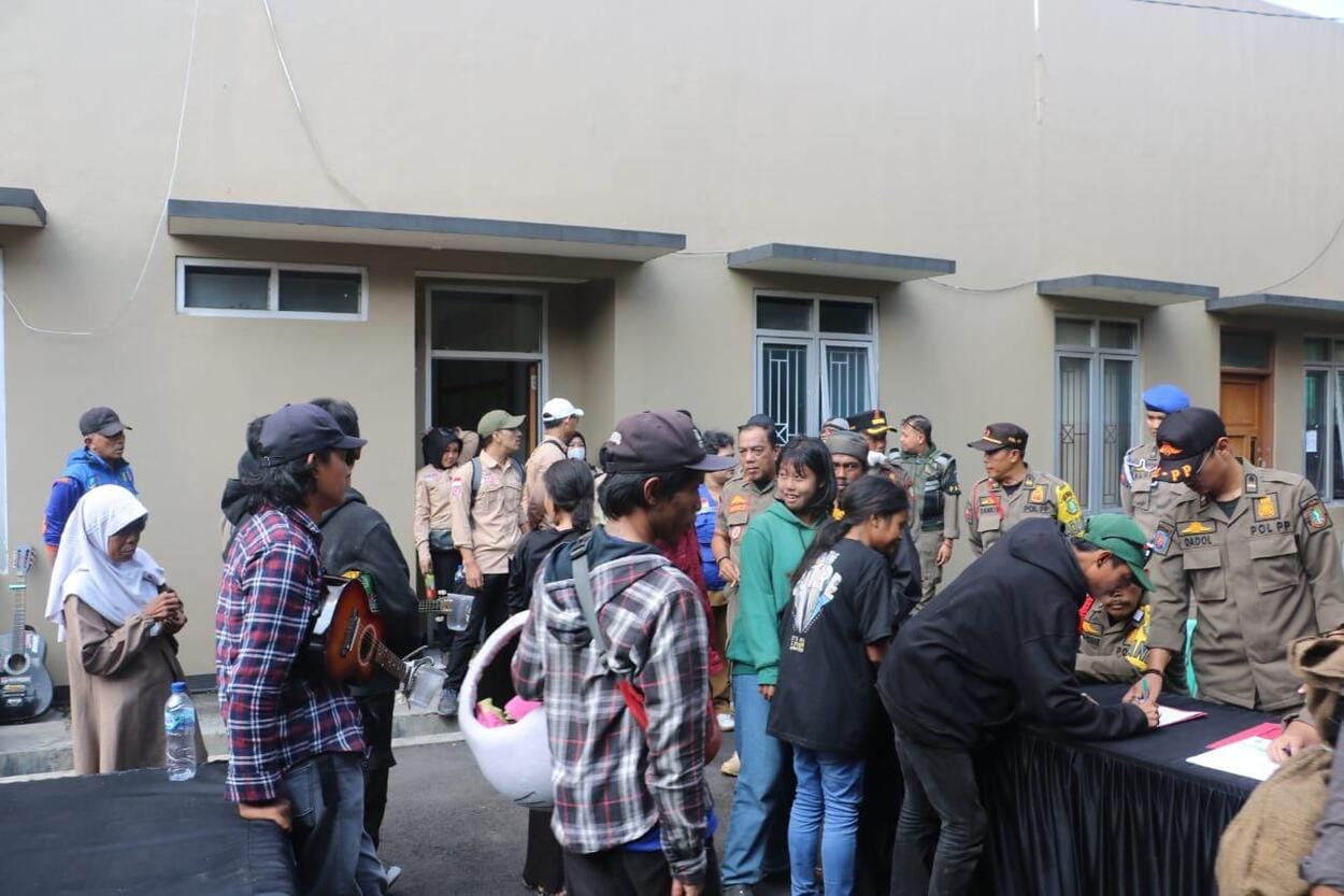 Puluhan Anak Jalanan Digiring Dinas Satpol PP Kota Sukabumi