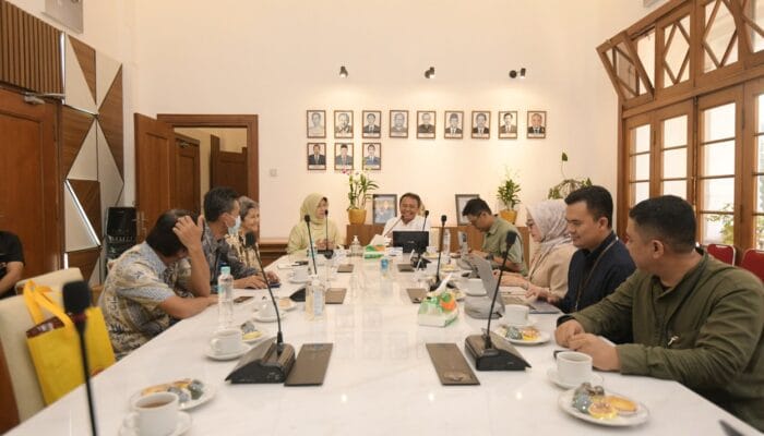 Sekda Jabar dan Rektor Unpad Bahas Tantangan Jabar