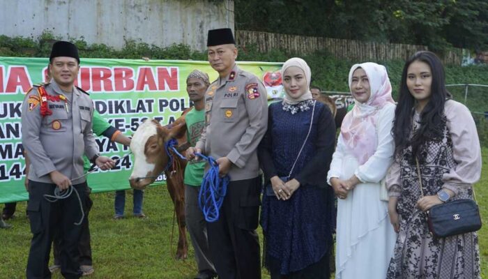 Setukpa Lemdiklat Polri Sembelih 56 Ekor Sapi & 25 Ekor Kambing di Idul Adha 1445 H