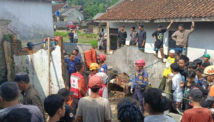 Warga Cicantayan Sukabumi Temukan Lansia Tewas Dalam Sumur