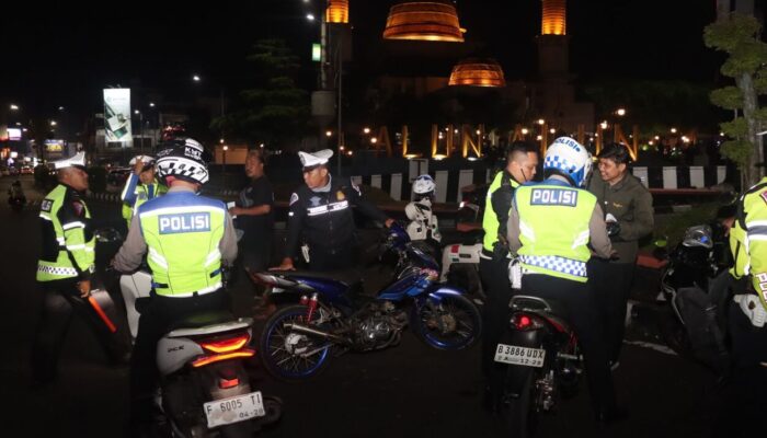 Belasan Sepeda Motor Berknalpot Berisik Terjaring Razia KRYD di Sukabumi