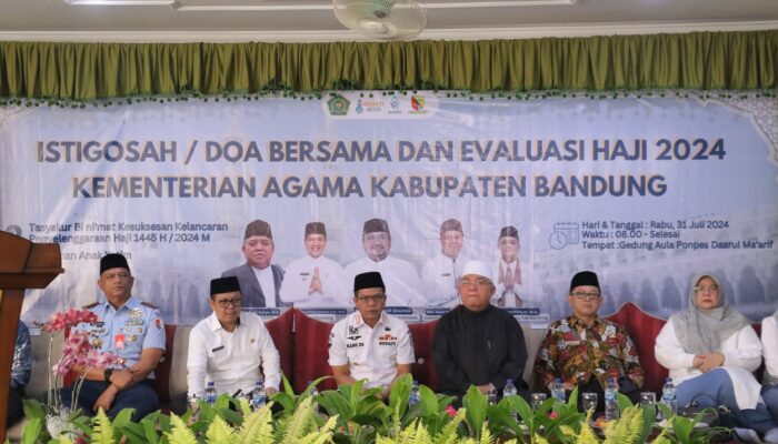 Bupati Bandung Ajukan Kuota Jemaah Haji