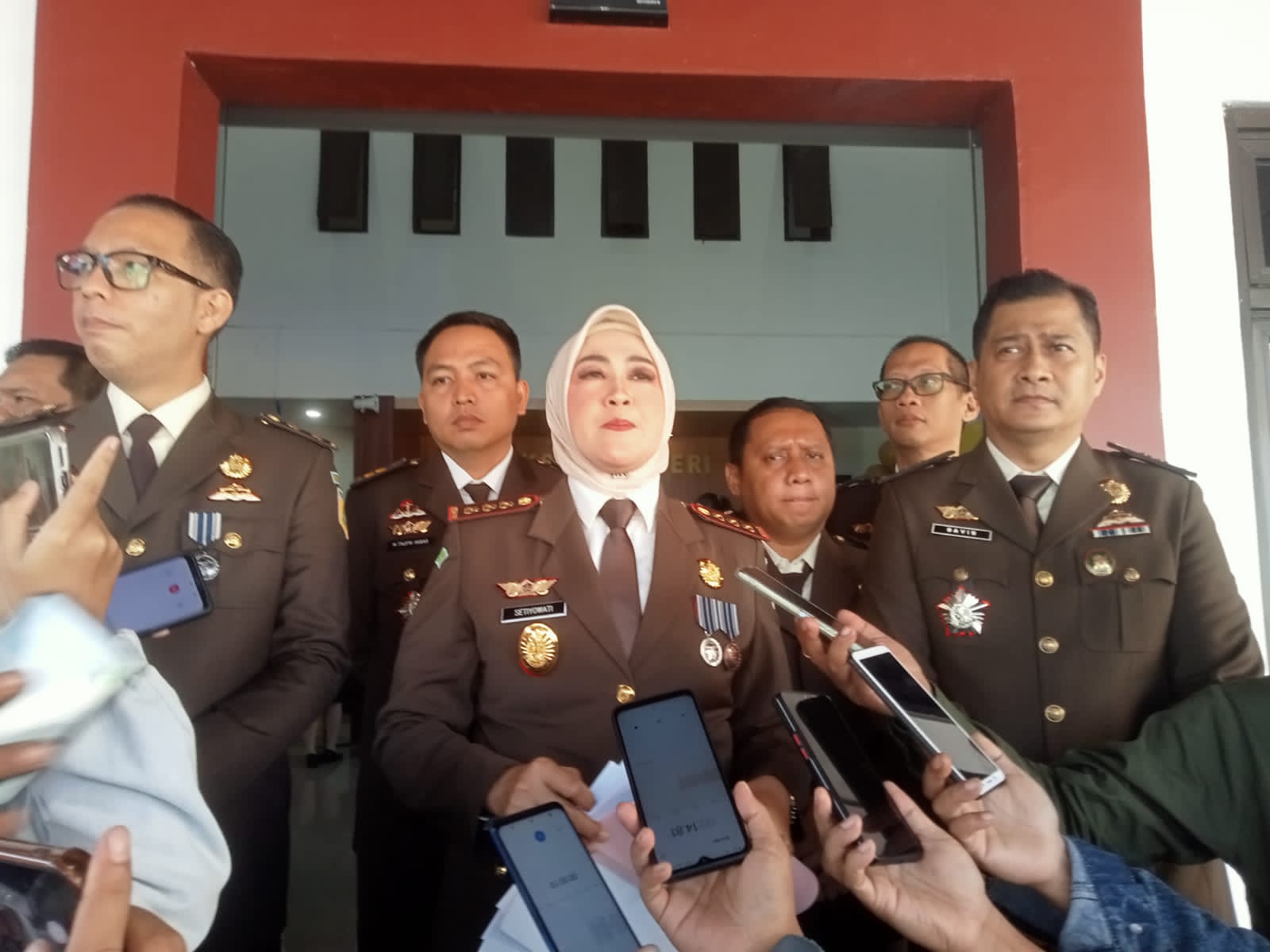 Konferensi Pers Capaian Kinerja HBA Ke-64 Kejaksaan Negeri Kota Sukabumi Jurnalis Dibentak Kasi Pidsus