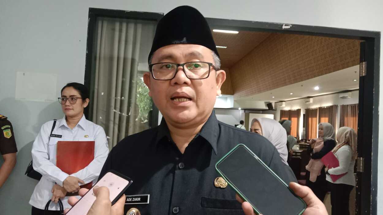 Petani Bandung Barat Ancam Demo, Ini Reaksi Pj Bupati Ade
