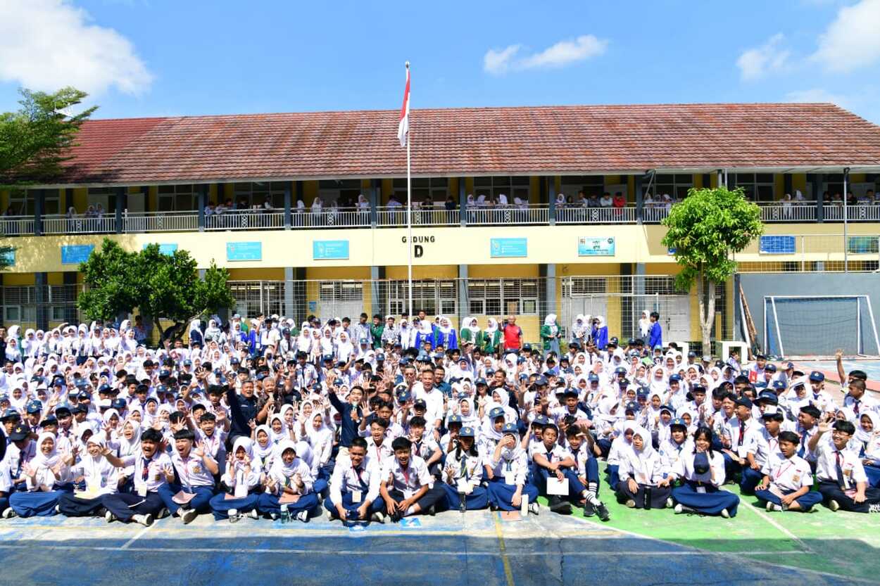 SMA Negeri 1 Parongpong KBB Dikejutkan oleh Pj Gubernur