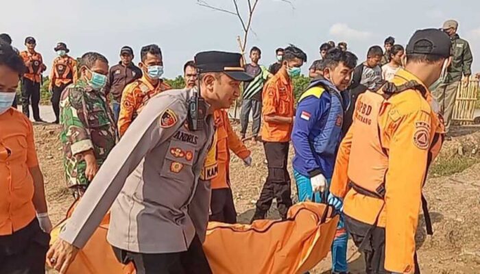 Warga Temukan Mayat Terapung di Sungai Ciasem Subang