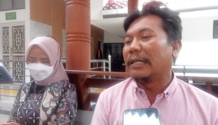 Keluarga Rehan Akmal Minta Hukum di Karawang Ditegakkan