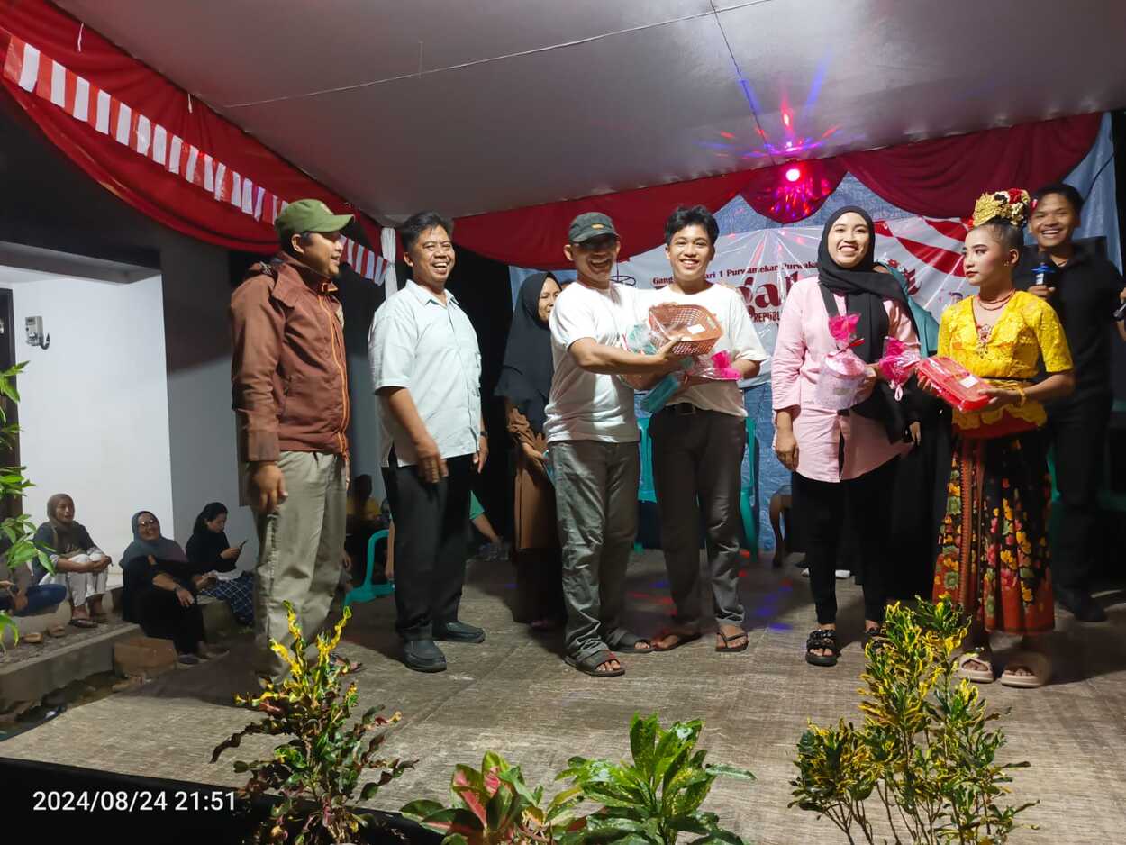 Puncak Peringatan HUT Ke-79 RI di RT 15 Purwamekar Purwakarta