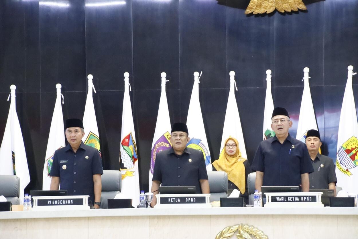 Rapat Nota Pengantar Gubernur Jawa Barat Ranperda Perubahan APBD 2024