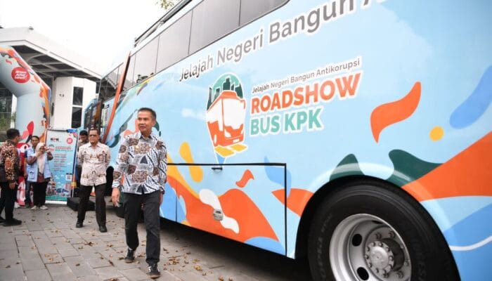 Roadshow Bus KPK 2024 Disambut Antusias Warga