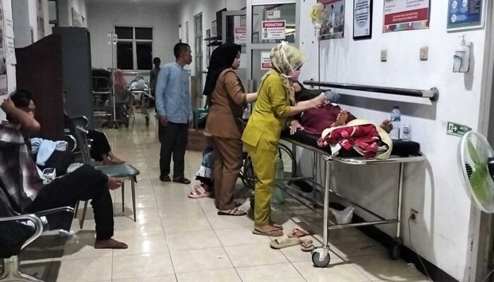 Warga Cianjur Diduga Keracunan Usai Makan Nasi Tahlilan