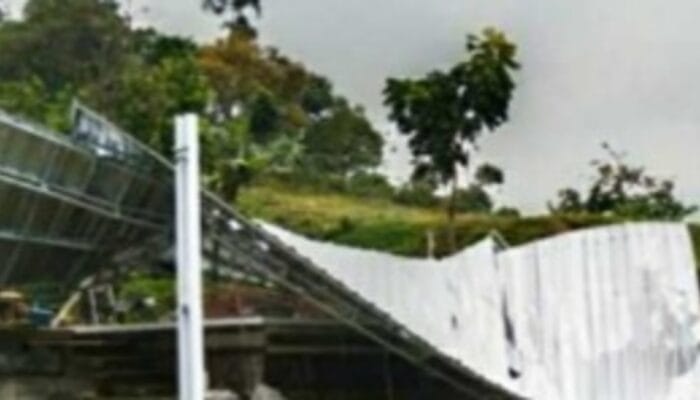 Hujan Angin di Banjaran Kabupaten Bandung, 4 Rumah Ambyar