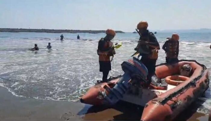 Pelajar MAN 2 Kota Sukabumi Terseret Ombak di Pantai Cipatuguran Palabuhanratu