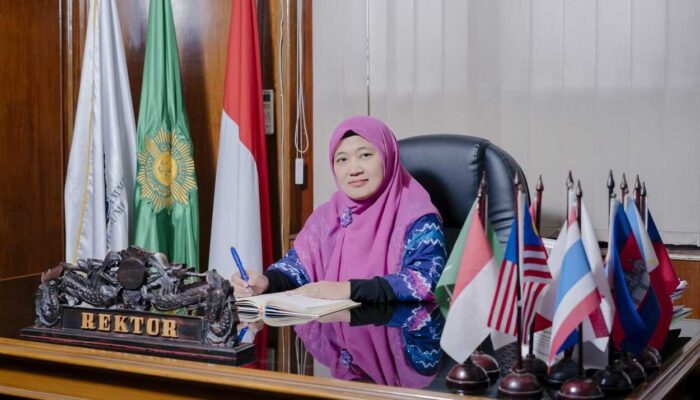 Rektor UMMI Sukabumi Ingatkan Pasangan Calon Pilkada 2024, Berikan Pendidikan Politik Gagasan Bagi Pemilih