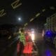 Truk Trailer Tersangkut Portal, Portal Menimpa Pemotor